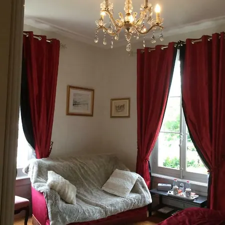 B&B Le Manoir D'arromanches *