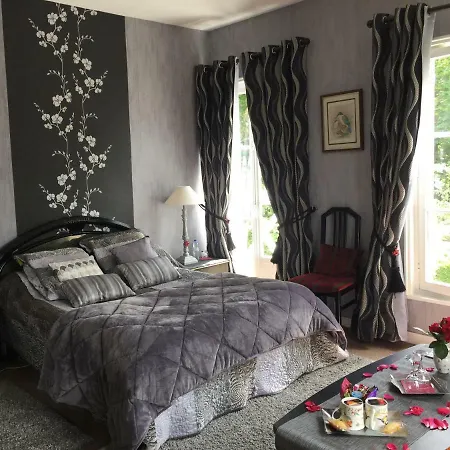 Le Manoir D'arromanches B&B *